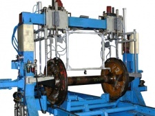 Zautomatyzowany system kontroli zestawów kołowych Zautomatyzowany system kontroli zestawów kołowych do bezkontaktowego pomiaru laserowego geometrii kół kolejowych z ogólnoświatową dostawą przemysłową