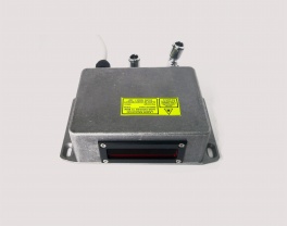 Laserowy czujnik triangulacyjny do systemów CNC Przemysłowy laserowy czujnik triangulacyjny do bezkontaktowego pomiaru przemieszczenia i wymiarów w systemach CNC i zautomatyzowanych systemach produkcyjnych, z dostawą na całym świecie